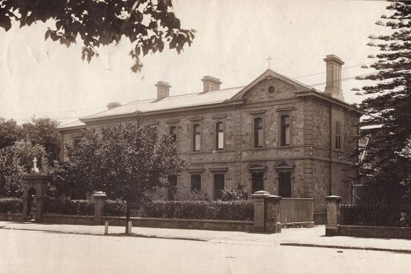 Convent of Mercy 1889 extension c.1920 St Aloysius College Archives copy
