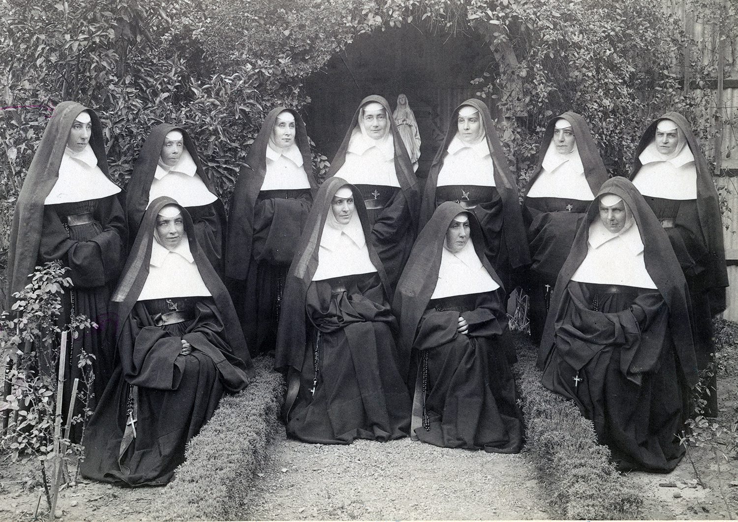 Sisters from Argentina 1911 1